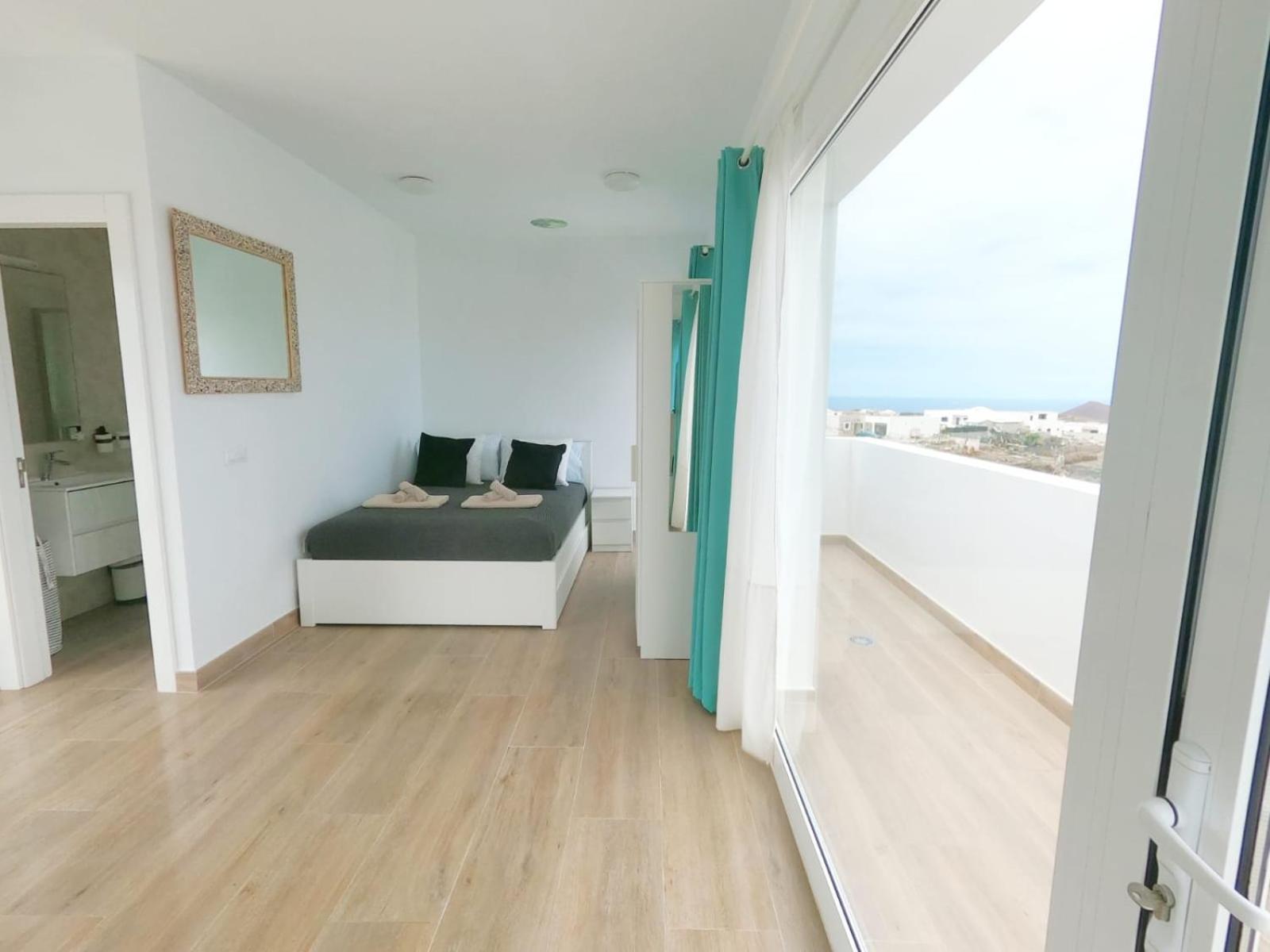 Апартаменты Jardin Del Mar Тинахо Экстерьер фото